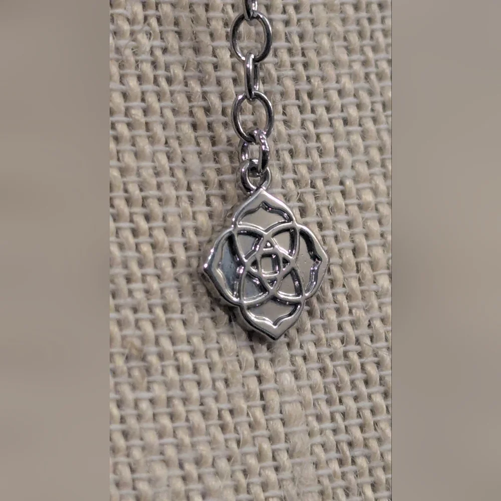 Kendra Scott Silver Necklace with Geometric Accents Nemera - Picture 6 of 8